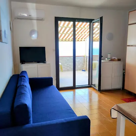 Apartment Fantastic Flat With Etna Terrace Dream View